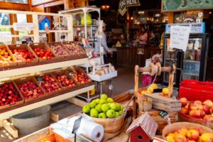 Hood River Fruit Loop Oregon produce stand